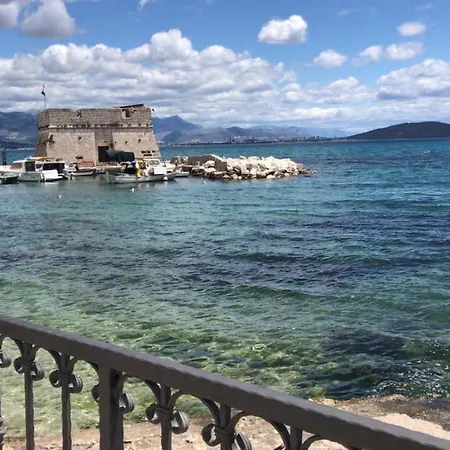 Private Corner Trogir Split 아파트 Kaštela