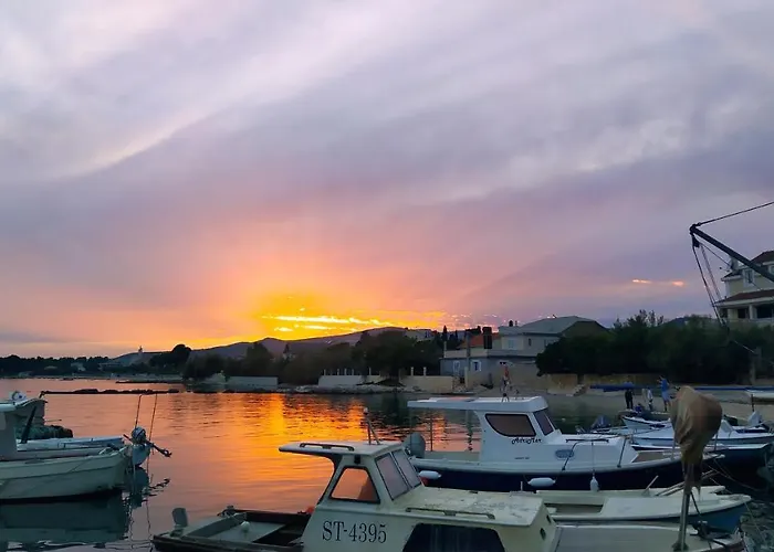 Private Corner Trogir Split * Kastela