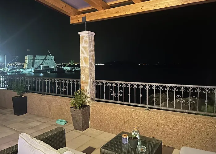 Private Corner Trogir Split Apartman *